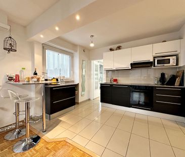 Magnifique meublé courte durée 3,5p // 2 chambres // Balcon vue lac - Photo 5