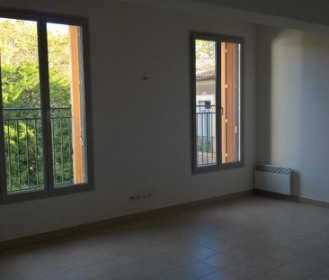 Location Appartement 2 pièces 45m² CLERMONT L HERAULT 34800 - Photo 1