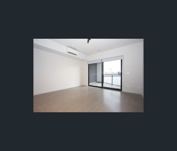 7/5 Obsidian Avenue, Tarneit, Vic 3029 - Photo 4