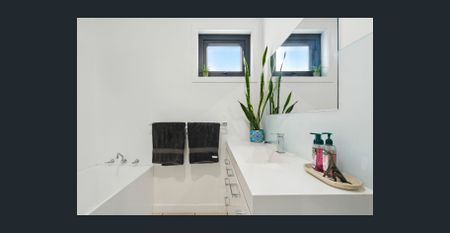 Refreshed and Refined Family Home - Photo 2