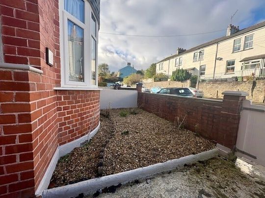 Priory Road - Photo 1