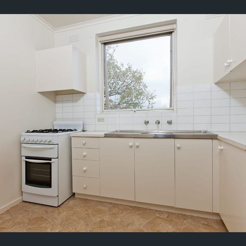 1 Bedroom Apartment @South Yarra - Photo 1