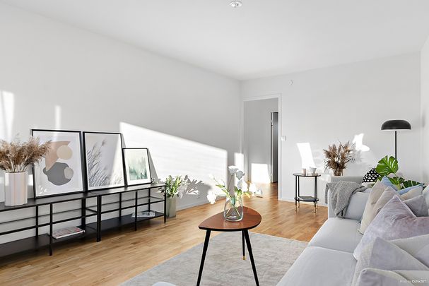 Karl Hovbergsgatan 39 A - Foto 1