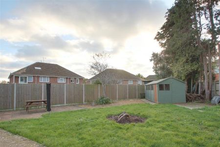 2 bedroom flat to rent - Photo 5