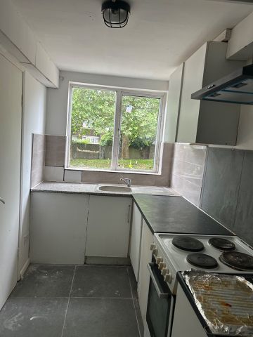 Studio Flat, Anson, NW9 - Photo 5