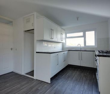 3 bedroom bungalow to rent - Photo 1