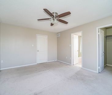 For Lease - 2 Oglevie Drive, Whitby, Ontario - Photo 4