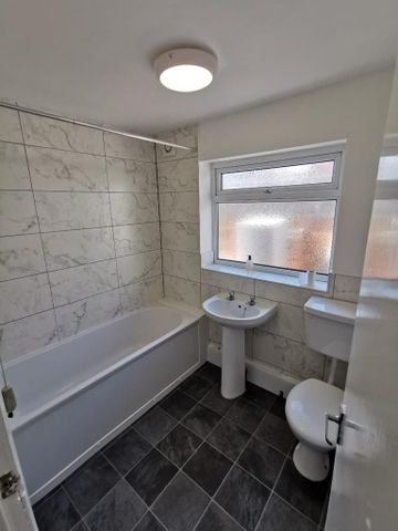 2 bedroom terraced bungalow to rent - Photo 5