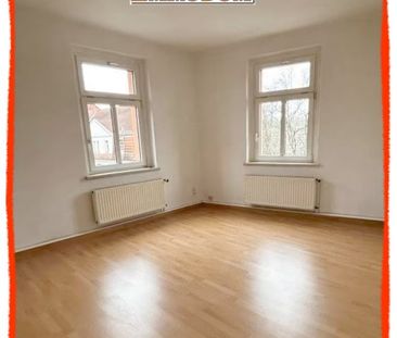2-Zimmer-Wohnung im Dachgeschoss mit PKW-Stellplatz am Haus zu verm... - Photo 1