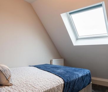 6 bedroom flat to rent - Photo 2