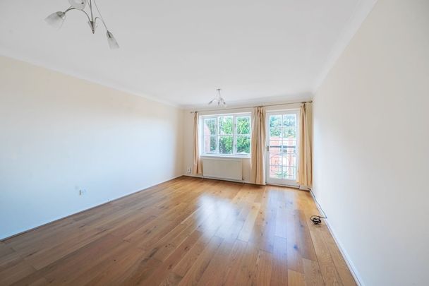 3 bedroom terraced house to rent - Photo 1