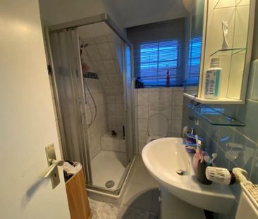 Kompakt, praktisch, gut gelegen! 2-ZKB Wohnung am Reinhard-Mohn-Ber... - Photo 5