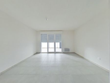 Location Appartement 2 pièces 41m² FABREGUES 34690 - Photo 2