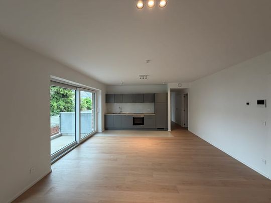 Appartement te huur - Photo 1