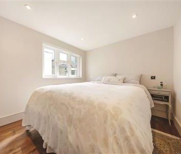 Home Road, SW11 - Photo 4