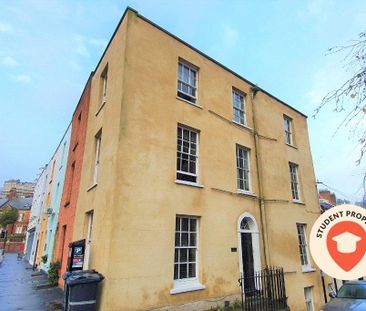 6 bedroom end of terrace house to rent - Photo 4