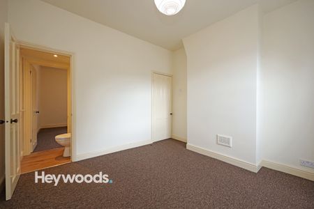 2 bed terraced house to rent in Stoke Old Road, Hartshill, Stoke-on-Trent, Staffordshire - Photo 3