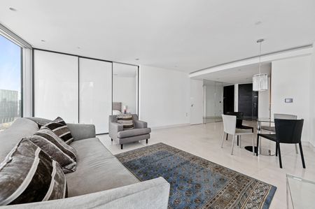 1 Bed Flat, St. George Wharf, SW8 - Photo 2