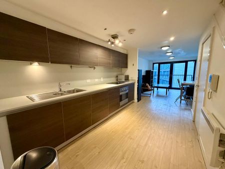 2 bedroom flat to rent - Photo 5