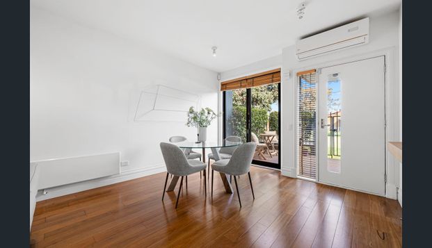 Beach Life, Latte Lifestyle & Street front Living - Photo 1