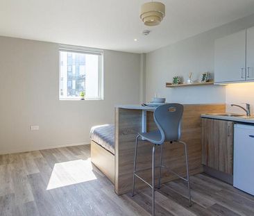 Studio to rent - Photo 2