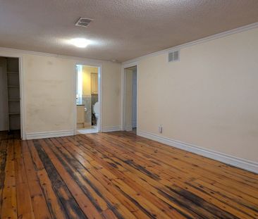 For Lease - 377 Centre Street Unit# Bsmt, Richmond Hill, Ontario - Photo 3