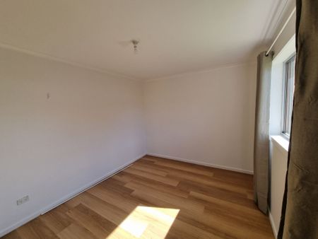 Brilliant Bungalow - Photo 2