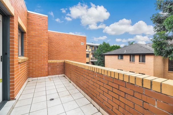 33/285 Merrylands Road, - Photo 1