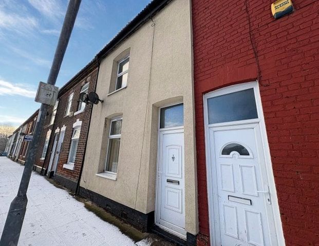 Market Street, Widnes, WA8 7SN - Photo 1