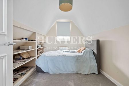 6 bedroom House To Let Total Size: 3458 SQ FT - Photo 3