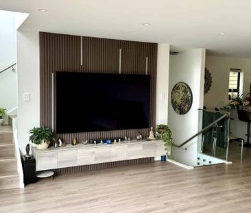 Luxury 4-Bedroom Home For Rent - Photo 1