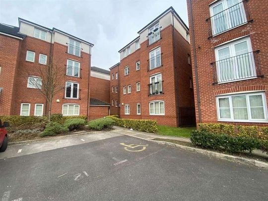 St. Michaels View, Widnes, WA8 - Photo 1