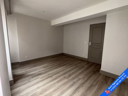 Location Appartement 2 pièces 39m² JOIGNY 89300 - Photo 2