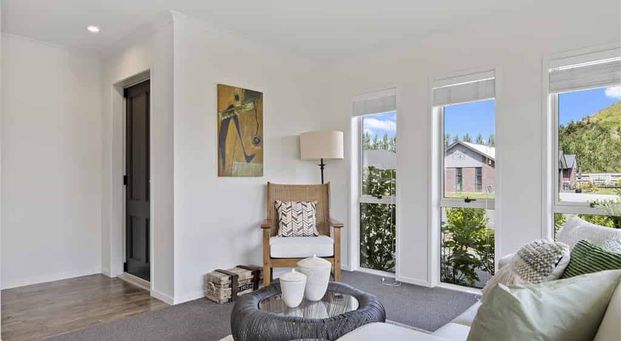 Convenient location in the Lakes - Photo 1