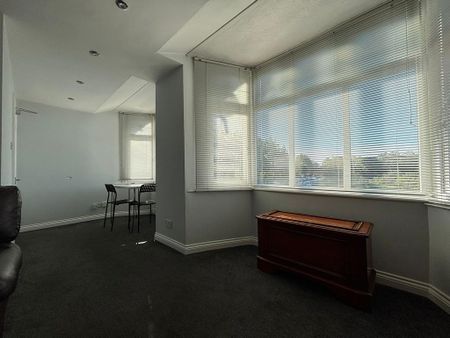 5 bedroom maisonette to rent - Photo 3