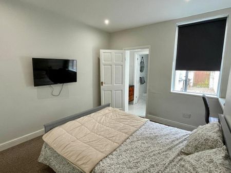 2 bedroom terraced house to rent - Photo 5
