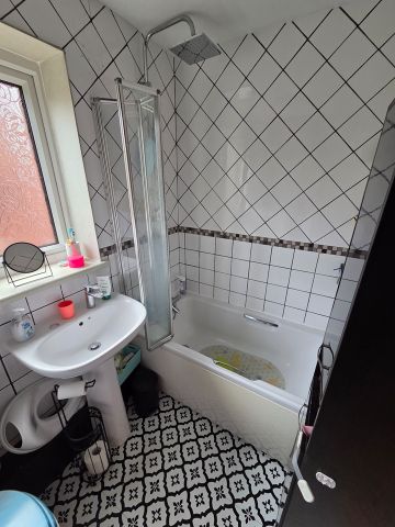 2 Bed Semi-Detached House, Ashwell Road, S13 - Photo 2