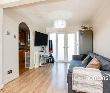 3 bedroom terraced house to rent - Photo 3