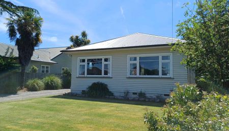 Warm, Cosy Three Bedroom Home - Photo 5