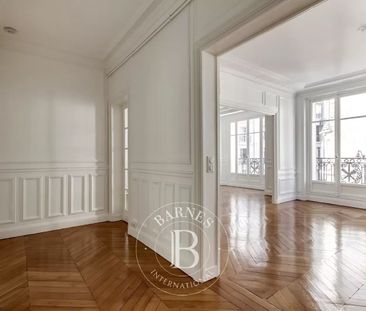 Appartement • La Plaine des Sablons - Photo 6