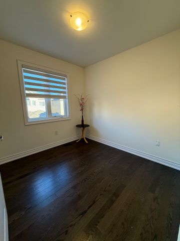 For Lease - 337 William Forster Road Unit# Coach House, Markham, Ontario - Photo 2