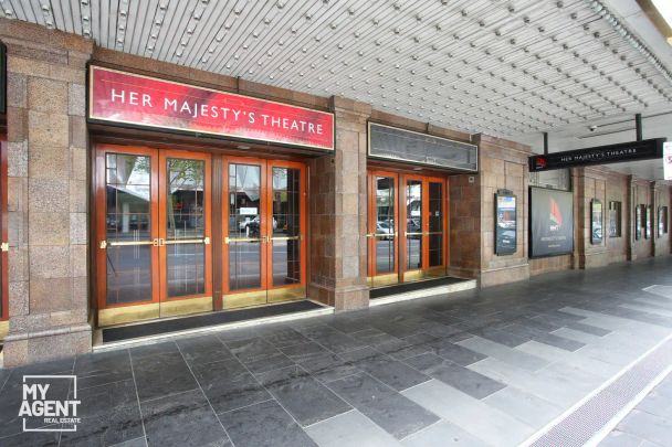 “Modern City Living in the Heart of Melbourne” - Photo 1