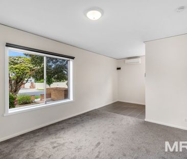 Convenient light filled ground-floor living - Photo 4