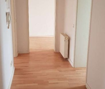 Balkon, Parkett, EBK, Stellplatz - Foto 1