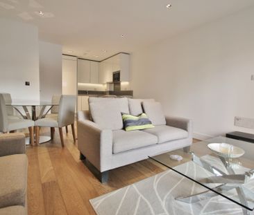 Skyline House, Dickens Yard, Longfield Avenue, Ealing, London, W5 - Photo 3