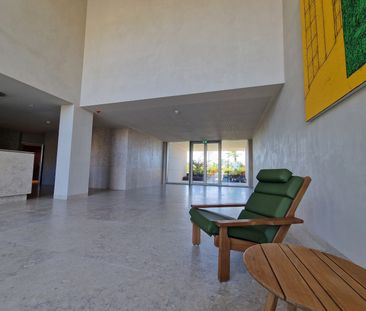 Apartamento novo com vista mar, em condomínio de luxo com localização prime no centro de Cascais. - Foto 4