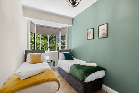 1 Bed Flat, Princes Place, BN1 - Photo 3