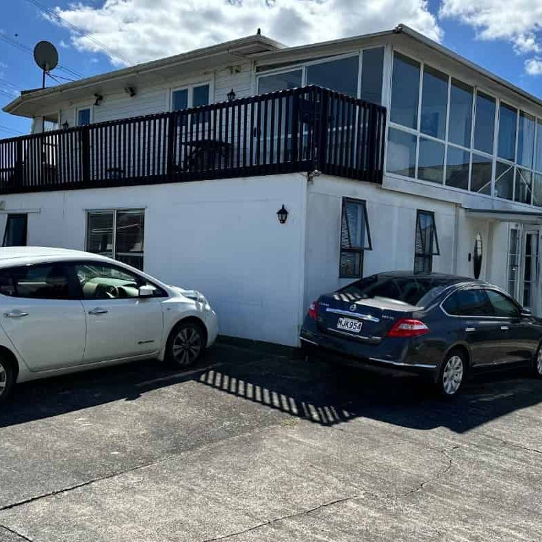 Rent reduced! First weeks rent free! - Photo 1