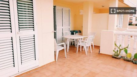 2 room luxury Apartment for rent in Denia, Valencia - Photo 3