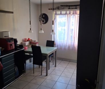 4½-Zimmer-Wohnung viel Platz, ruhige Lage & direkt am BHF - Foto 2